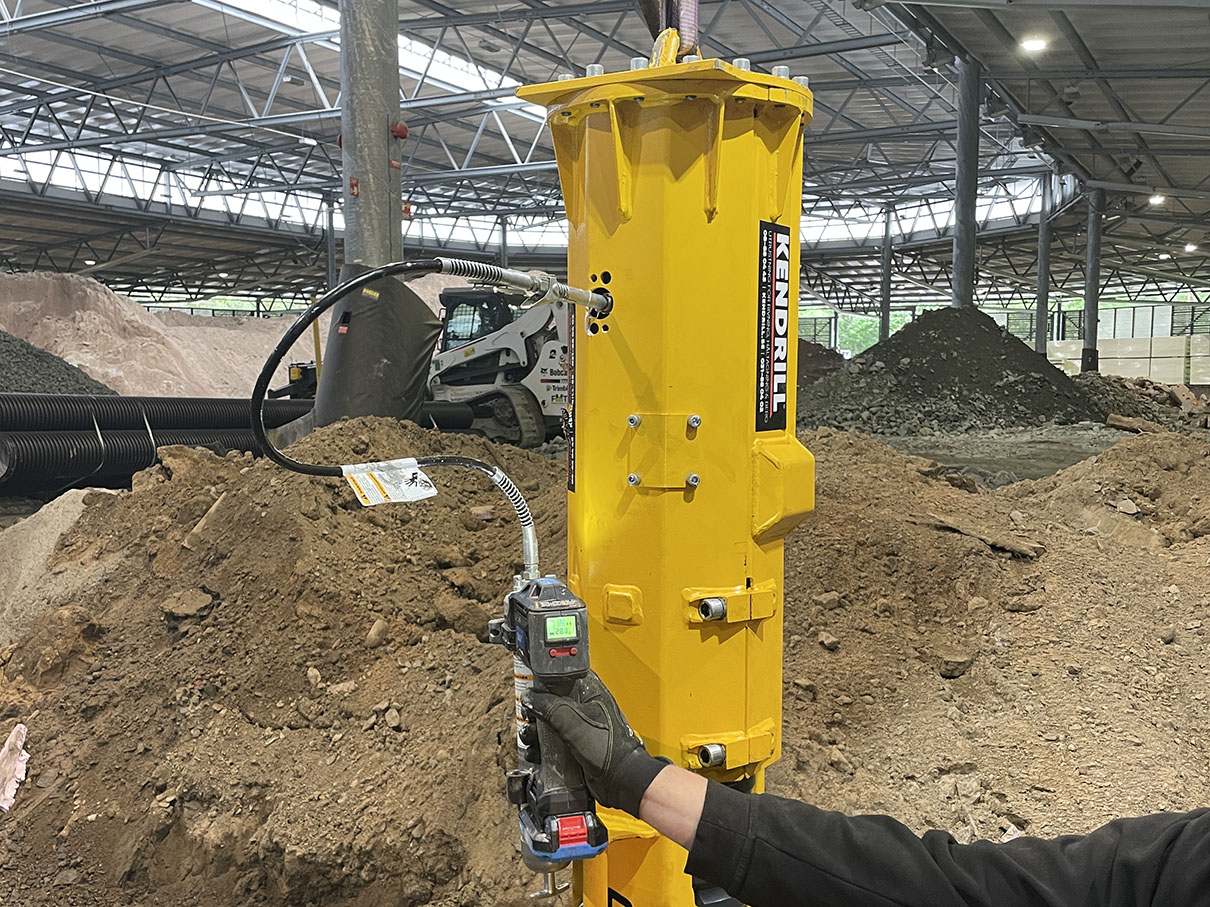 Darda c20 maskinuthyrning bergspräckning Kendrill Sverige