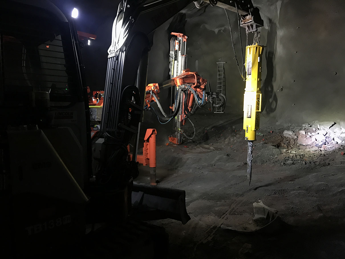 Darda c20 maskinuthyrning bergspräckning från Kendrill