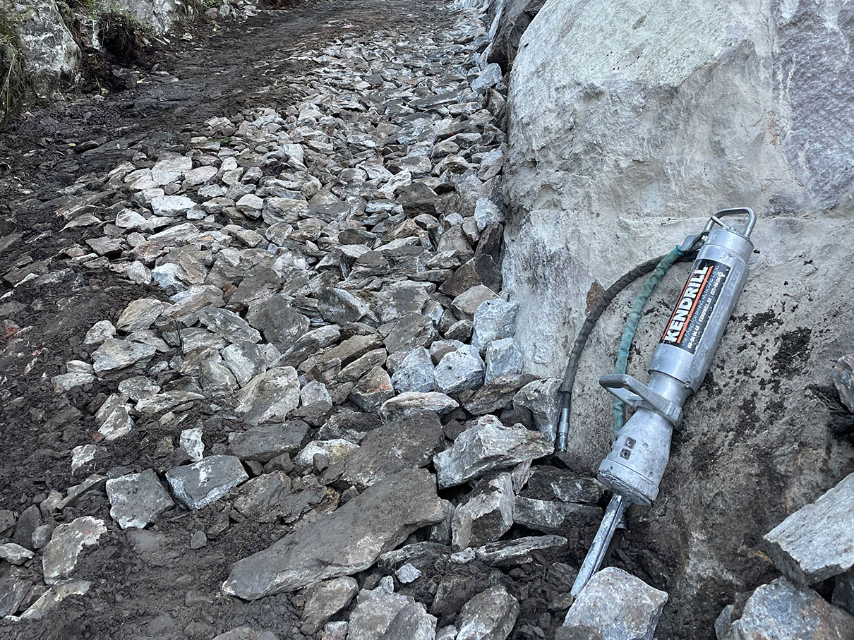 Darda C4 hydraulisk bergspräckare | Kendrill